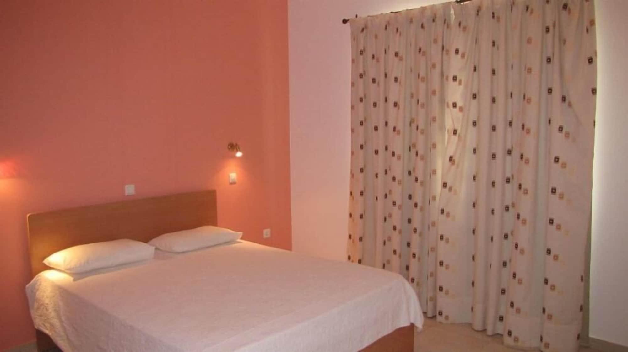 Valsami Hotel Apartments Kremastí Esterno foto