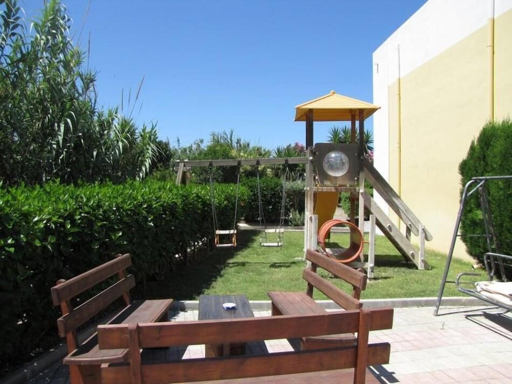 Valsami Hotel Apartments Kremastí Esterno foto