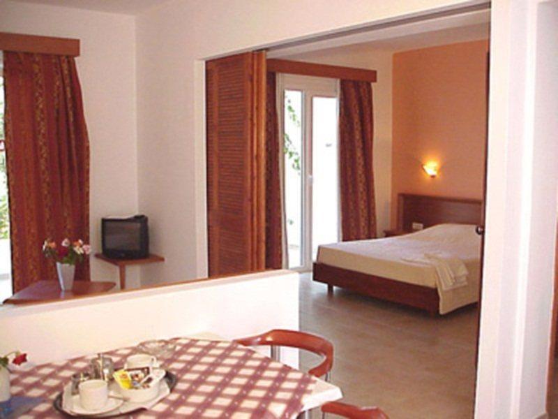 Valsami Hotel Apartments Kremastí Esterno foto