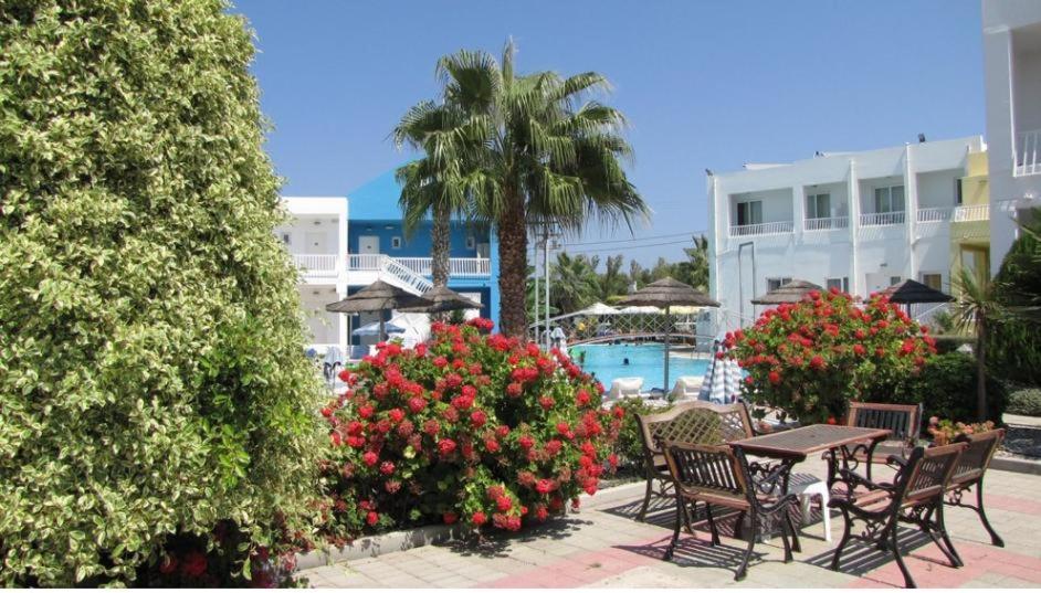 Valsami Hotel Apartments Kremastí Esterno foto