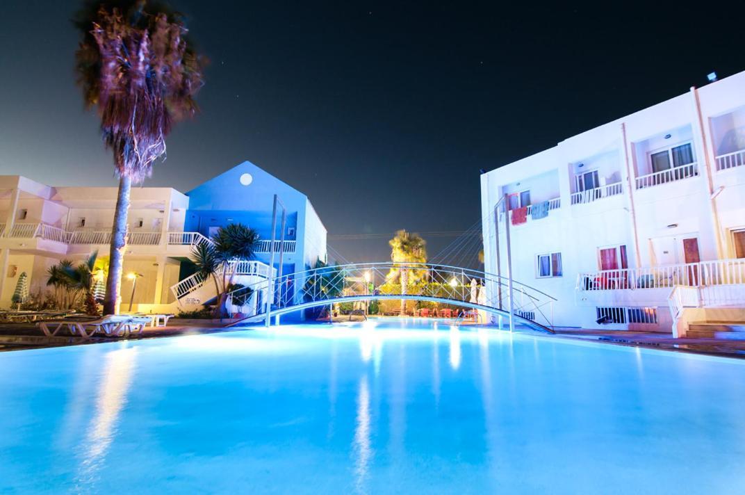 Valsami Hotel Apartments Kremastí Esterno foto